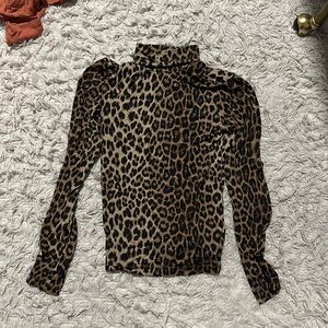 longsleeve cheetah print turtle neck